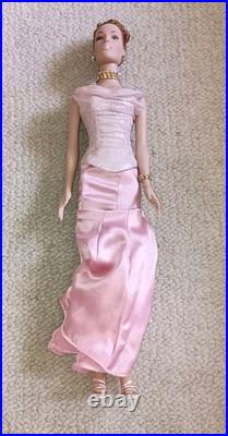 16 Doll Robert Tonner Tyler Wentworth Pink Dress With Box