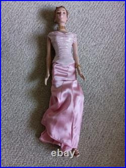 16 Doll Robert Tonner Tyler Wentworth Pink Dress With Box