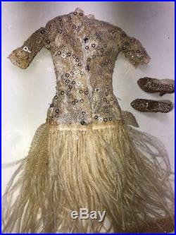 16 Tonner Antoinette Enticing Gorgeous Feathered Dress Outfit Mint In Box