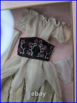 16 Tonner Cinderella Fashion Doll Outfit Once Upon A Dream NRFB 16 Tonner Cinderella Fashion Doll Outfit Once Upon A Dream NRFB