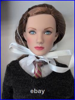 16 Tonner Doll Harry Potter Ginny Weasley At Hogwarts School Uniform MIB