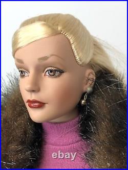 16 Tonner Tyler Wentworth Sydney Chase Doll OOAK outfit Blonde Fur Coat #T