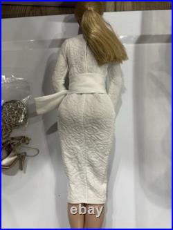 17 Tonner Blonde DeDe Denton Doll Dressed In White Hot OutfitLE 300mint