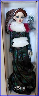 18.5 TonnerEvening Rainbow Parnilla Evangeline Ghastly OutfitLE 350No Doll