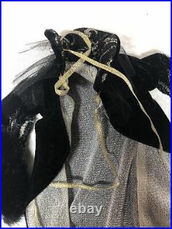 18 Tonner Evangeline Ghastly Outfit Velvet Evening Coat Black Jacket Cape M28
