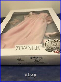 18 Tonner Outfit Wizard Of Oz Stroll Glinda Good Witch Pink Gown Mint NRFB #T
