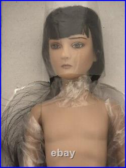 2004 Tonner Agnes Dreary No Outfit 12 Inch NRFB