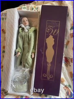 2004 Tonner Tyler Wentworth Collection Wintergreen 16 Dressed Doll NRFB 2004 Tonner Tyler Wentworth Collection Wintergreen 16 Dressed Doll NRFB