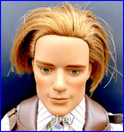 2006 TONNER WINTER FANTASY MATT O'NEILL 17 DOLL With IMPERIUM PARK PHINEAS OUTFIT