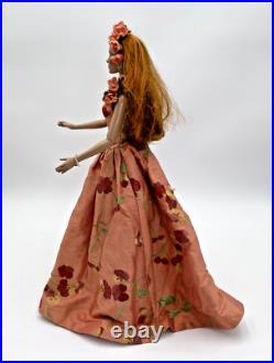 2007 TONNER POPPY PROMENADE OUTFIT FROM WIZARD OF OZ LE 500 With 16 DOLL & STAND
