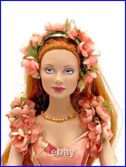 2007 TONNER POPPY PROMENADE OUTFIT FROM WIZARD OF OZ LE 500 With 16 DOLL & STAND