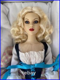 2008 Tonner Convention Lady G Resin Doll LE 125 New in Box