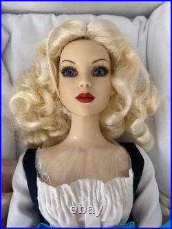 2008 Tonner Convention Lady G Resin Doll LE 125 New in Box