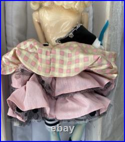 2008 Tonner Convention Lady G Resin Doll LE 125 New in Box