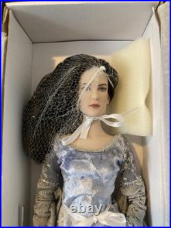 2010 Robert Tonner 16 dressed Disney doll LORD OF THE RINGS Arwen Evenstar LIV