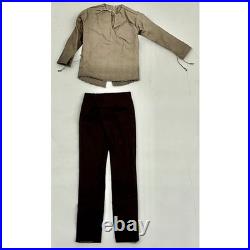 2010 Tonner-Lord of The Rings 17 Strider Ranger of the North (Outfit Only) 2010 Tonner-Lord of The Rings 17 Strider Ranger of the North (Outfit Only)