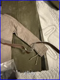 2010 Tonner-Lord of The Rings 17 Strider Ranger of the North (Outfit Only)