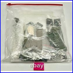 2010 Tonner-Lord of The Rings 17 Strider Ranger of the North (Outfit Only) 2010 Tonner-Lord of The Rings 17 Strider Ranger of the North (Outfit Only)