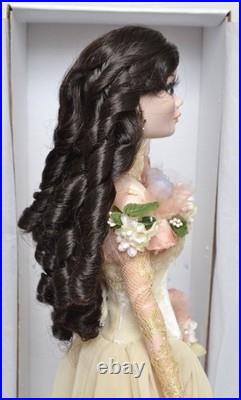 A ROYAL AFFAIR Evangeline Ghastly 16 DRESS DOLL TONNER 2013 UFDC EVENT (ED)