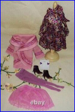 Beautiful Ellowyne Winter Woe Ensemble-cute Booties-never Used-modeled Only