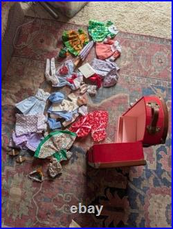 Betsey Mccall Wardrobe And 8 Outfits