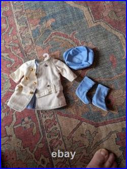 Betsey Mccall Wardrobe And 8 Outfits