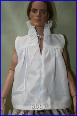 COMMISSION Made to Order OOAK Handmade clothes for Tonner 17 Matt doll