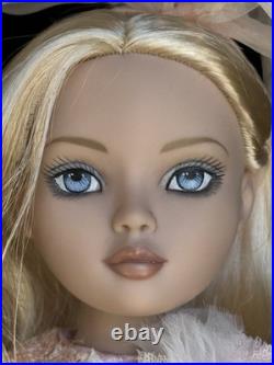 Collectible Tonner Ellowyne Wilde Tatters Fashion Doll