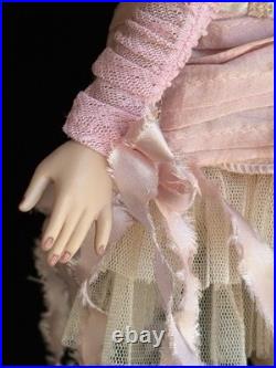 Collectible Tonner Ellowyne Wilde Tatters Fashion Doll