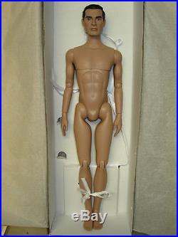 DOLL POUPEE TONNER DICK TRACY NUDE 17 inches, NEVER UNPACKED, + HIS OUTFIT