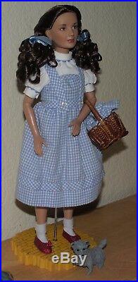 EUC-ADORABLE Dorothy-Wizard of Oz-Complete outfit, Toto & Stand-No Boxes