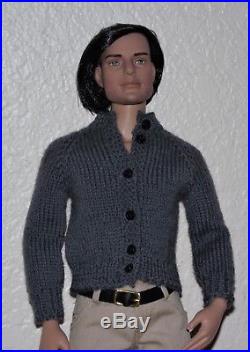 EUC- Handsome 17 Basil St John-Matt Doll-by Tonner-Complete Outfit & Stand