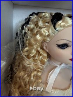 Ellowyn Wilde Forever After Halloween Convention Doll