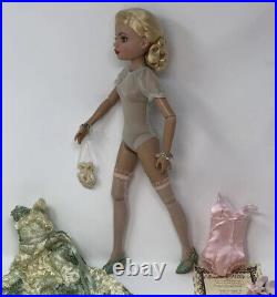 Ellowyne Wilde Doll Melancholy Melody Tonner Limited Edition Outfit withExtras! A+
