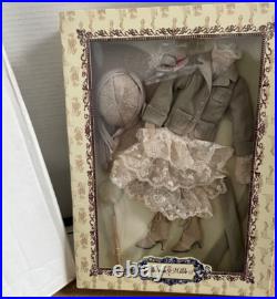 Ellowyne Wilde ENDANGERED SPECIES Outfit 16 Tonner Wilde Imagination RARE NRFB