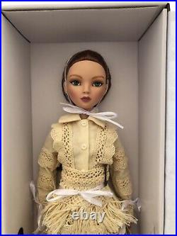 Ellowyne Wilde Neutral Ground FULL DOLL & OUTFIT NRFB Tonner Boutique