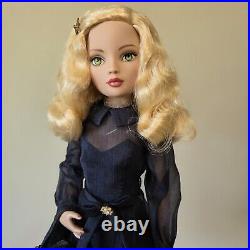 Ellowyne Wilde Reluctant Debut 16 fashion doll