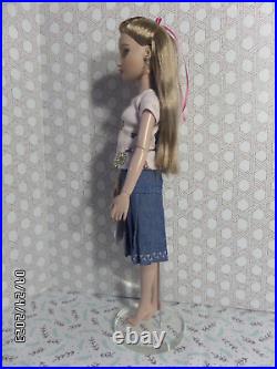 Ellowyne Wilde Tiny Expectations Doll 16 Robert Tonner Doll withOOAK Outfit