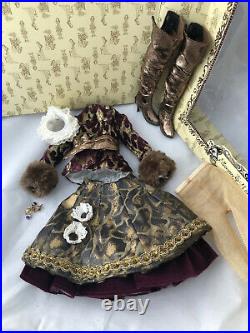 Ellowyne Wilde Woefully Rich OUTFIT Tonner Wilde Imagination fashion used