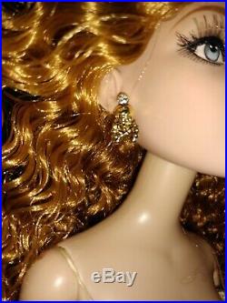 Evangeline Gastly Glinda head Windy Evenings Gold Outfit Complete with OOAK Crown