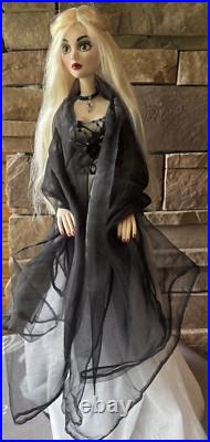 Evangeline Ghastly 18 Doll CLAIRE DE LUNE 2013 PARIS LE 100 REDRESSED BOX & COA Evangeline Ghastly 18 Doll CLAIRE DE LUNE 2013 PARIS LE 100 REDRESSED BOX & COA