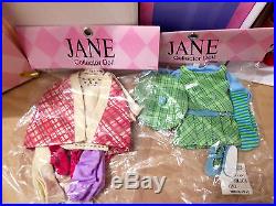 Exclusive Tonner Club JANE 14 NRFB doll & 2 outfits, New Trunk, all never used