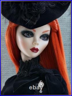Forever Ghastly Resin used DOLL + OUTFIT Tonner Evangeline Ghastly LE 350