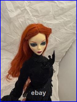 Forever Ghastly Resin used DOLL + OUTFIT Tonner Evangeline Ghastly LE 350