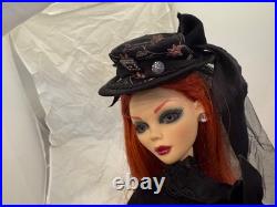 Forever Ghastly Resin used DOLL + OUTFIT Tonner Evangeline Ghastly LE 350