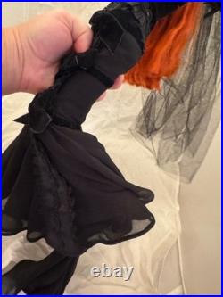 Forever Ghastly Resin used DOLL + OUTFIT Tonner Evangeline Ghastly LE 350