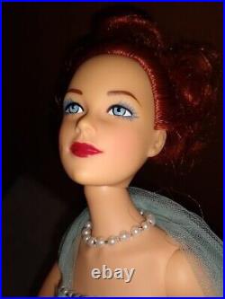 Hard to find! Brenda Starr, Rose Reporter Doll in Green Dress. 1998. Gorgeous