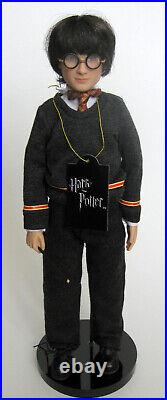 Harry Potter Tonner Doll 12 EUC in box Hogwarts uniform withglasses wand