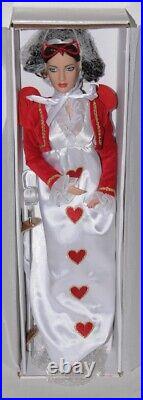 Her Majesty The Queen Of Hearts 16 Doll in Box with stand Tonner 2008 BW