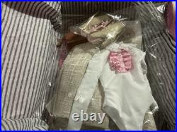 June's VDC Ellowyne Wilde Outfit of The Month Box Includes boots